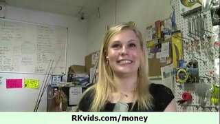 Kuuma teismeliste tüdruk andke meile kurat oma raha eest 10