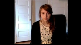 E bukur me flokë cam teen . Im X-mas jetojnë webcam tregojnë: 4xcams.com