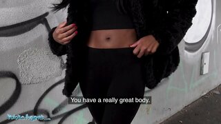 Publike Agjent UK të Zi Azi Rae rides e saj të madhe me lëng gomarin mbi të madhe dick për të holla